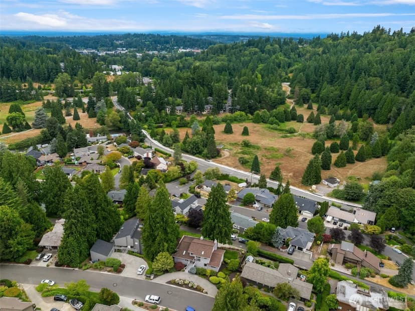 Property photo for 9504 Odin Way, Bothell photo 39