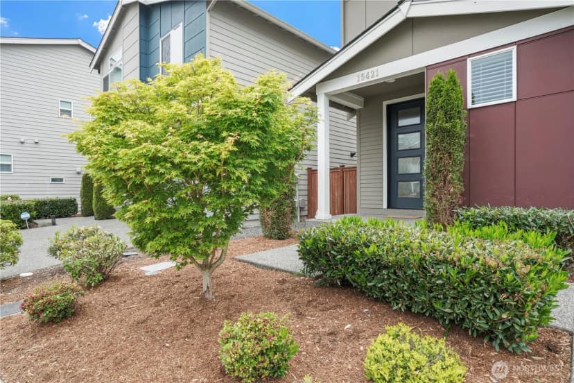 Property photo for 15421 12th Avenue W, Lynnwood photo 3