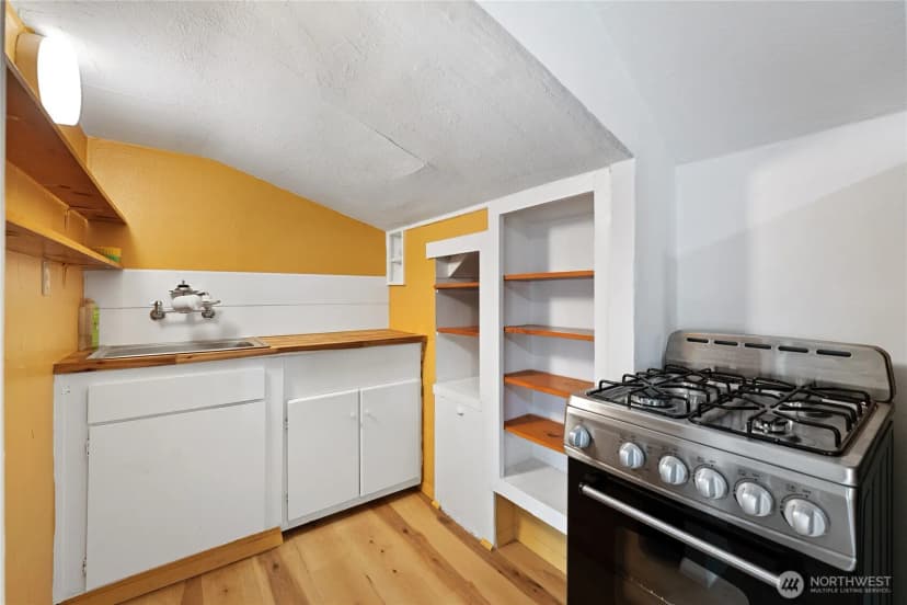 Property photo for 1414 W Tenth Avenue, Spokane photo 5