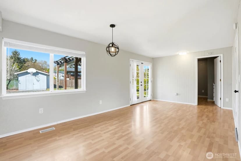 Property photo for 207 Palmer Drive, Selah photo 11