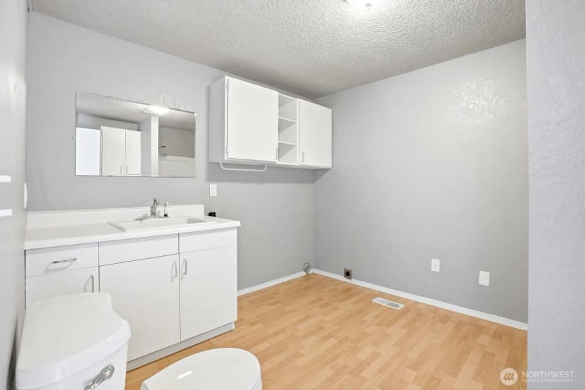 Property photo for 207 Palmer Drive, Selah photo 19
