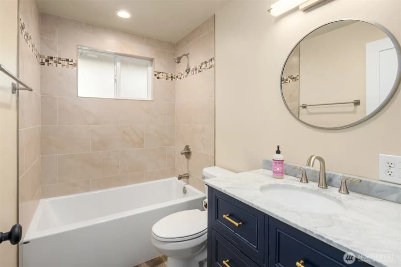 Property photo for 6416 170th Place Sw, Edmonds photo 18