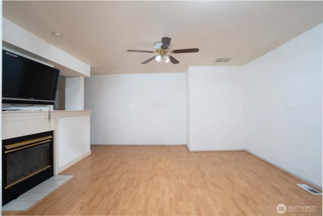 Property photo for 5209 79th Street Sw, Lakewood photo 5