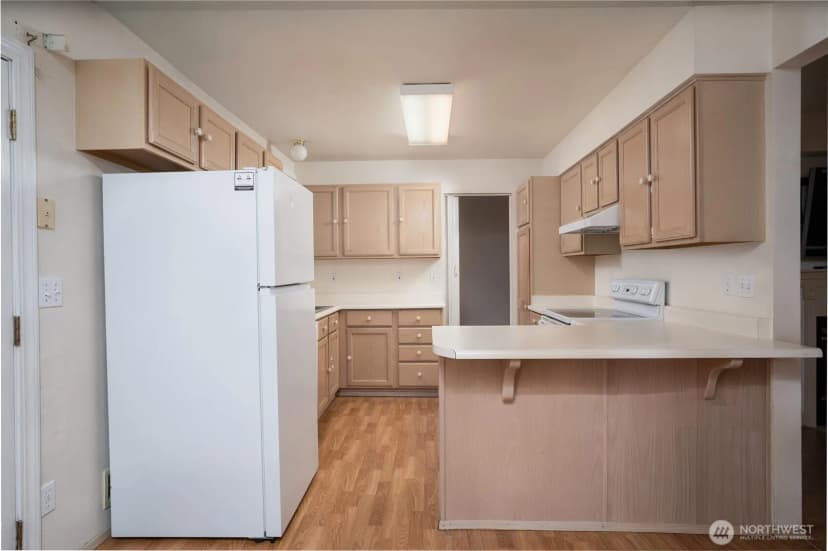 Property photo for 5209 79th Street Sw, Lakewood photo 9
