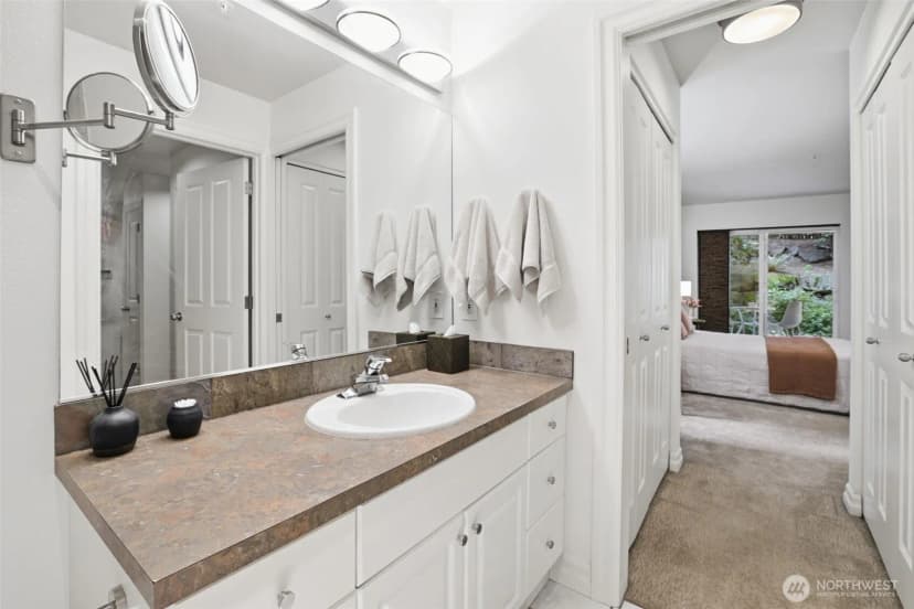 Property photo for 215 20th Avenue E #105, Seattle photo 23
