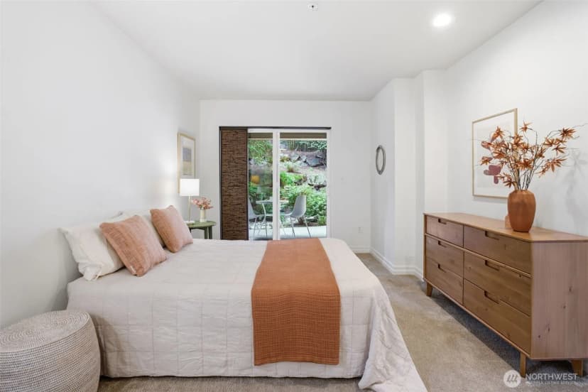 Property photo for 215 20th Avenue E #105, Seattle photo 18