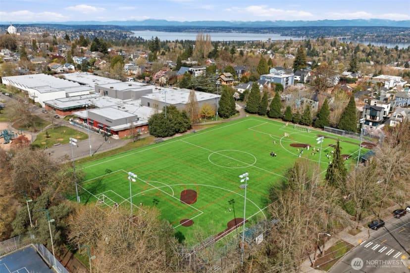 Property photo for 215 20th Avenue E #105, Seattle photo 35
