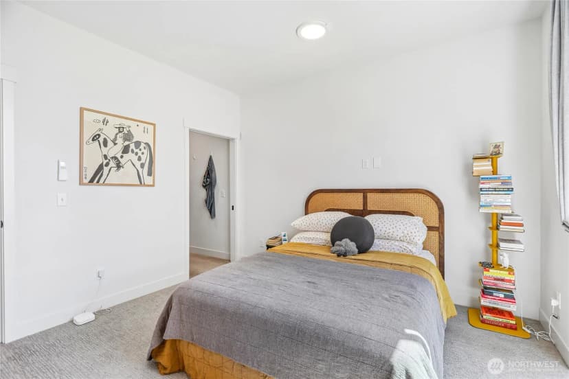 Property photo for 1770 C 14th Avenue S, Seattle photo 17