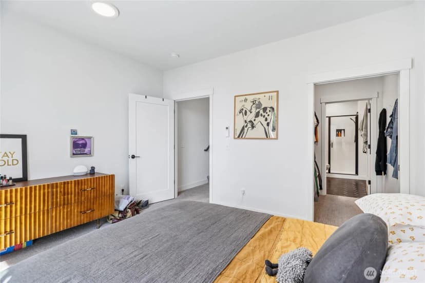 Property photo for 1770 C 14th Avenue S, Seattle photo 18