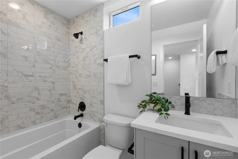 Property photo for 6544 A Latona Avenue Ne, Seattle photo 12