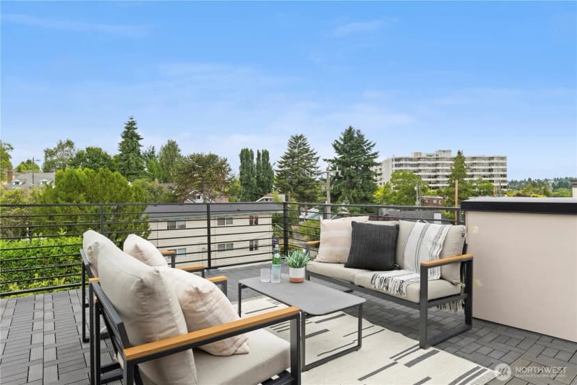 Property photo for 6544 A Latona Avenue Ne, Seattle photo 23