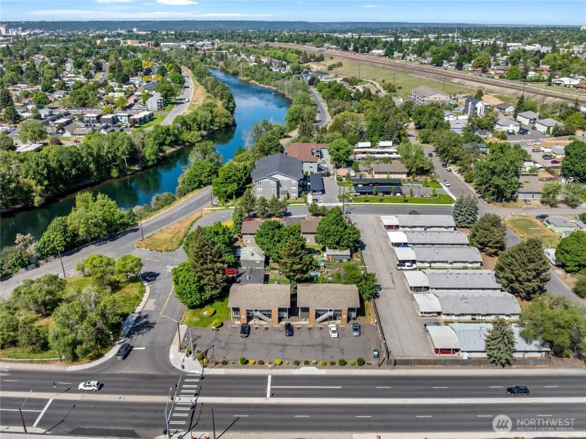 Property photo for 3123 E Carlisle Avenue, Spokane photo 14