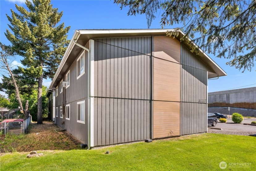 Property photo for 3123 E Carlisle Avenue, Spokane photo 3