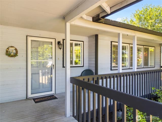 Property photo for 1239 S 236th Place, Des Moines photo 3