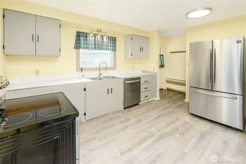 Property photo for 2414 W Hwy 101, Port Angeles photo 10