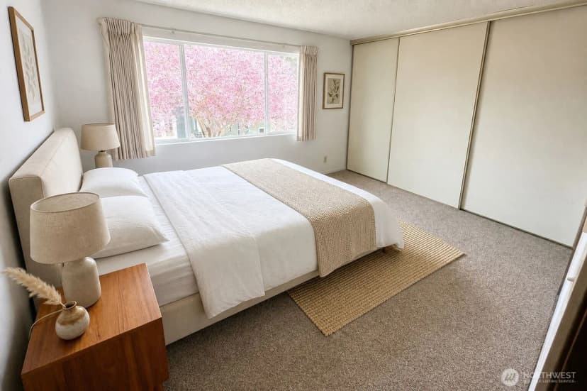 Property photo for 8848 Interlake Avenue N, Seattle photo 22