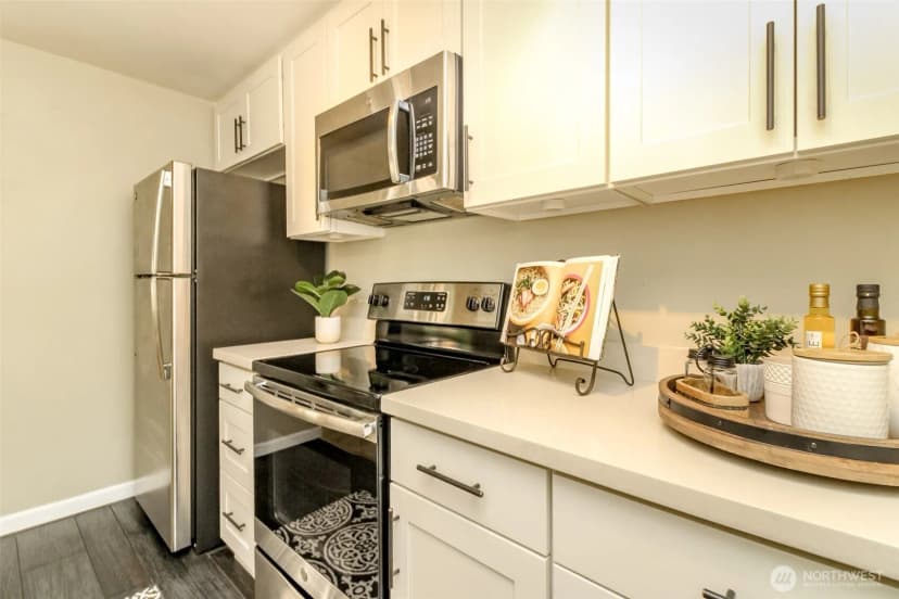 Property photo for 949 Aberdeen Avenue Ne #c107, Renton photo 15
