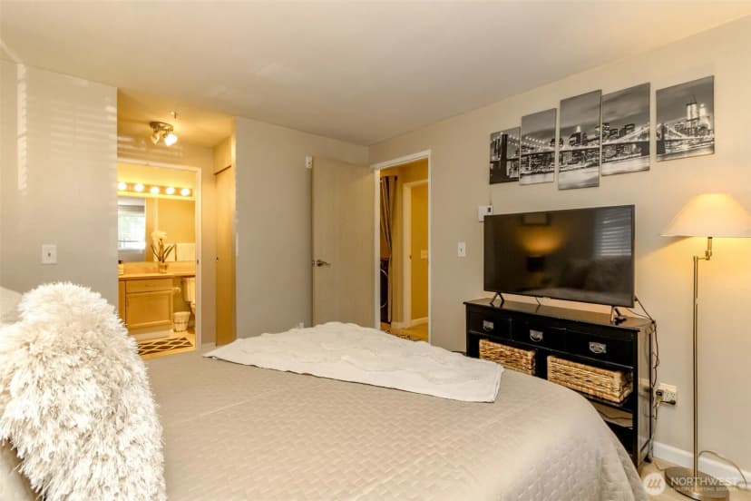 Property photo for 949 Aberdeen Avenue Ne #c107, Renton photo 21