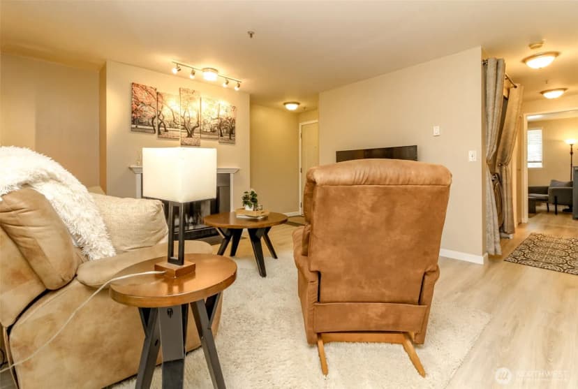 Property photo for 949 Aberdeen Avenue Ne #c107, Renton photo 9