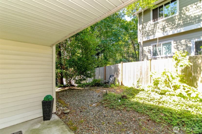 Property photo for 949 Aberdeen Avenue Ne #c107, Renton photo 32