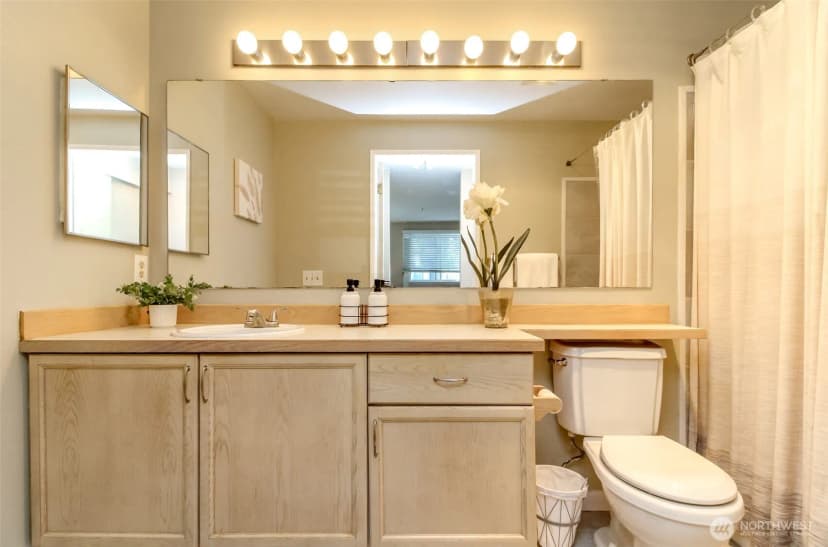 Property photo for 949 Aberdeen Avenue Ne #c107, Renton photo 24