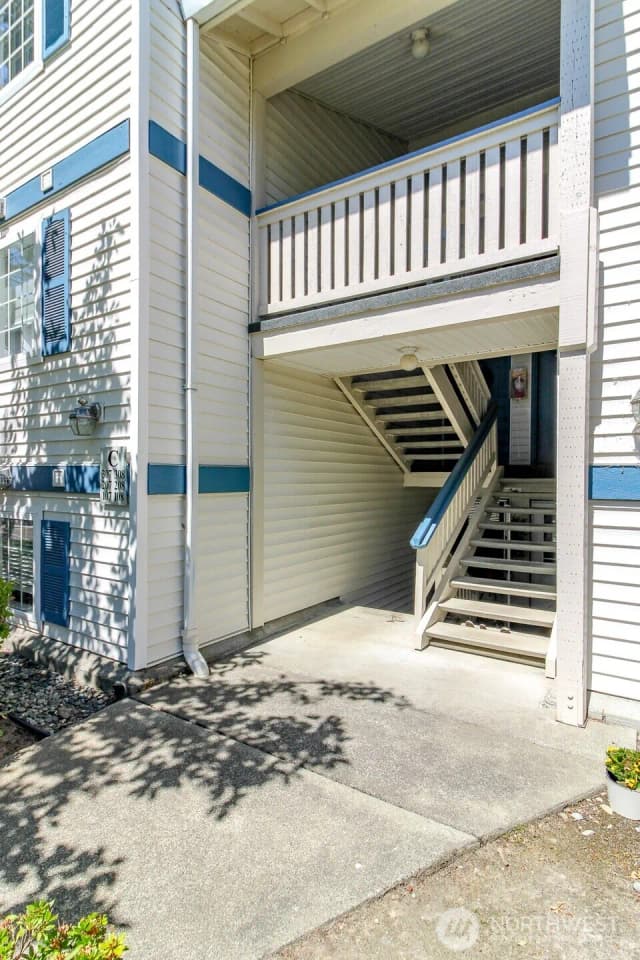 Property photo for 949 Aberdeen Avenue Ne #c107, Renton photo 3