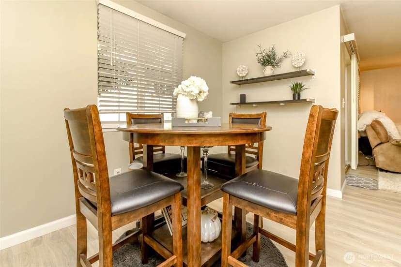 Property photo for 949 Aberdeen Avenue Ne #c107, Renton photo 11