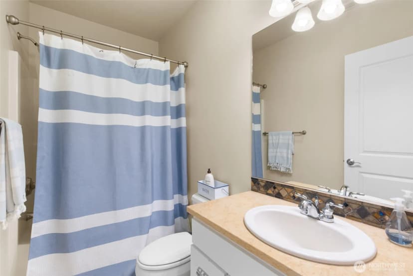 Property photo for 9234 Canyon Drive Nw #c10, Quincy photo 22