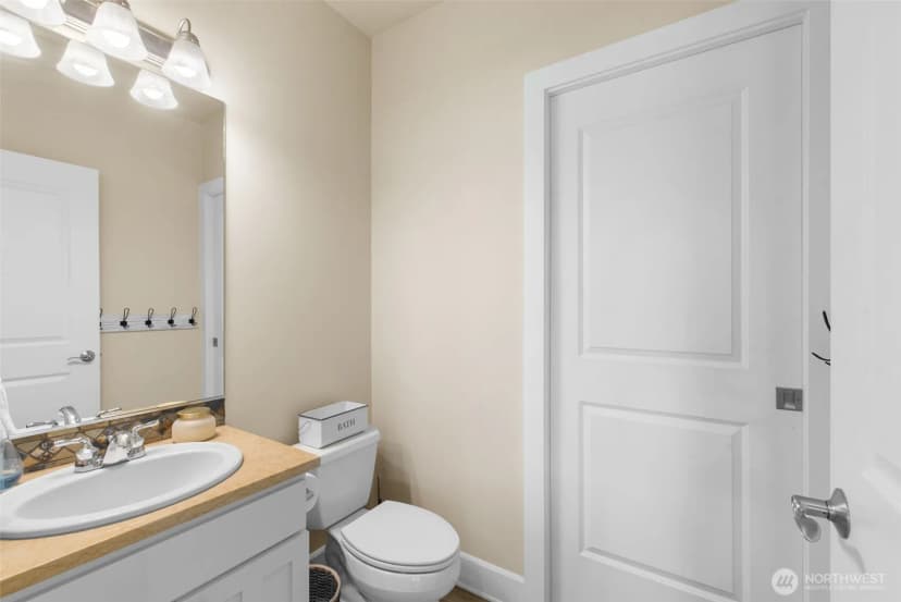 Property photo for 9234 Canyon Drive Nw #c10, Quincy photo 15