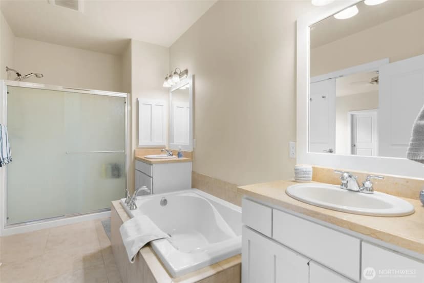Property photo for 9234 Canyon Drive Nw #c10, Quincy photo 20
