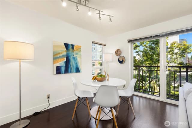 Property photo for 1711 E Olive Way #308, Seattle photo 5