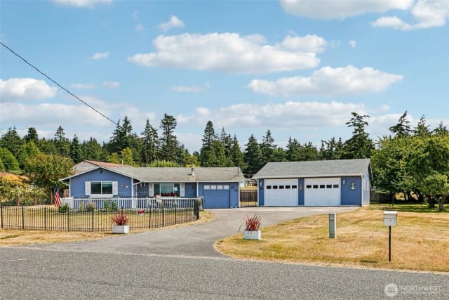 Property photo for 895 Prairie View Avenue, Coupeville