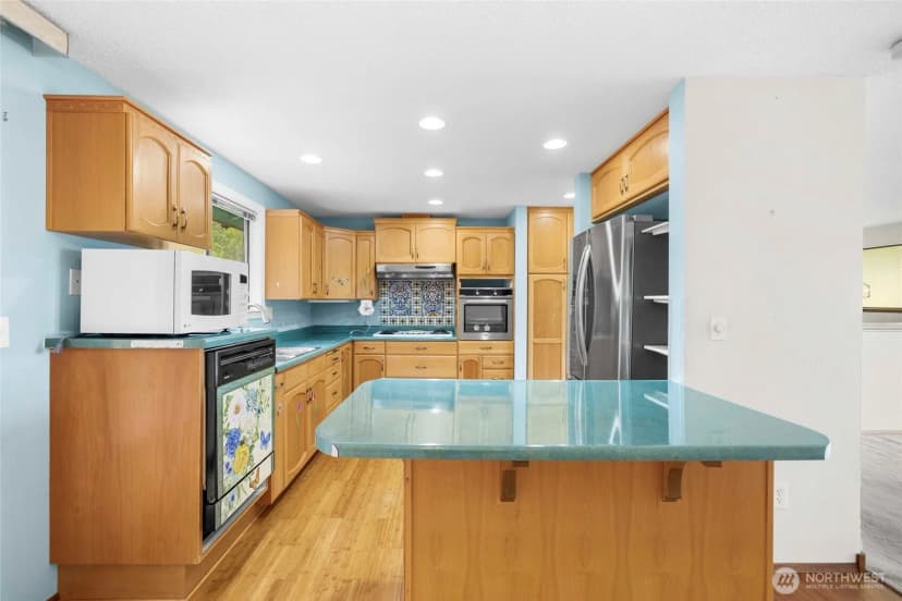 Property photo for 1127 Sw Fairhaven Drive, Oak Harbor photo 13