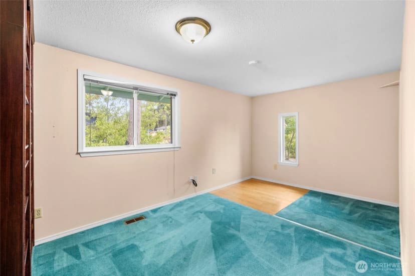 Property photo for 1127 Sw Fairhaven Drive, Oak Harbor photo 18