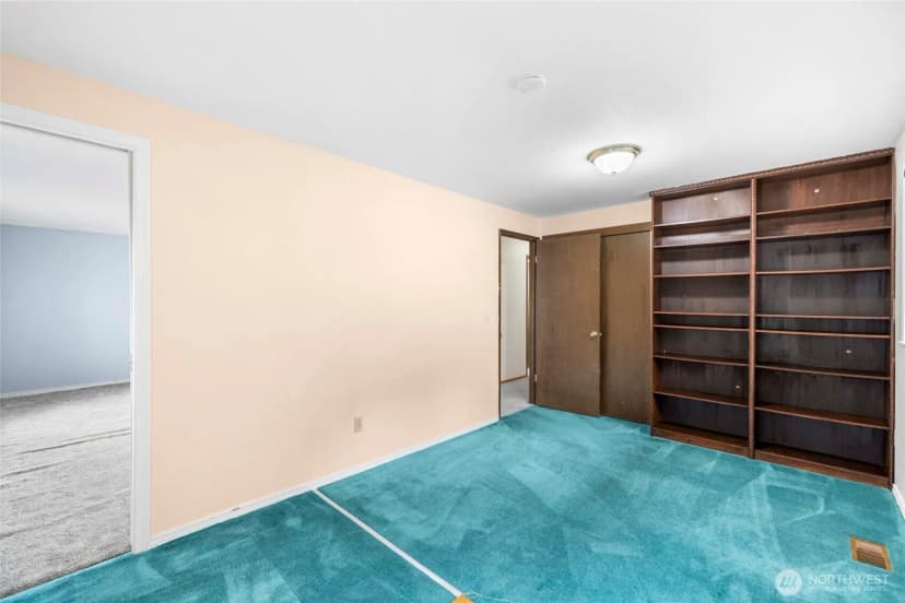 Property photo for 1127 Sw Fairhaven Drive, Oak Harbor photo 19