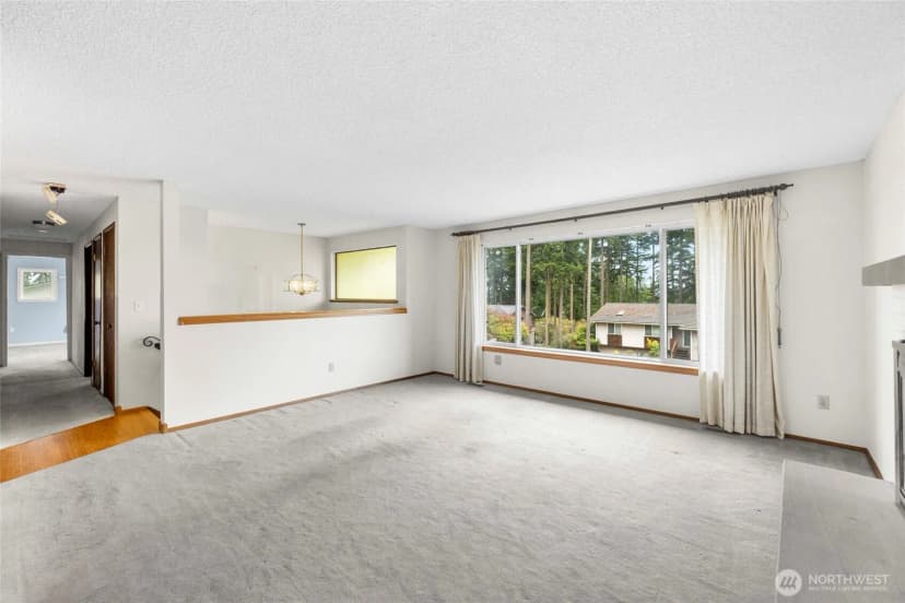 Property photo for 1127 Sw Fairhaven Drive, Oak Harbor photo 9