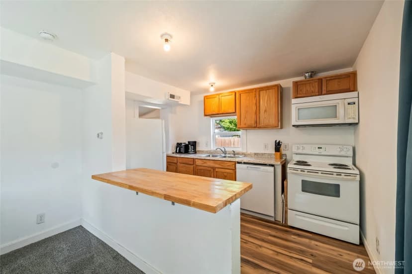 Property photo for 1014 Cherry Street, Wenatchee photo 10