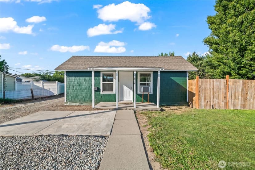 Property photo for 1014 Cherry Street, Wenatchee photo 6