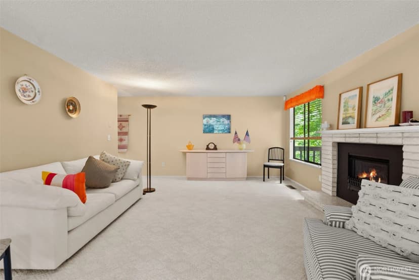 Property photo for 1111 S 249th Place, Des Moines photo 5
