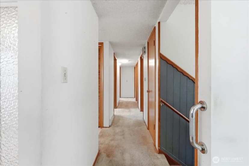 Property photo for 912 E Cherry Hill Street, Kent photo 19