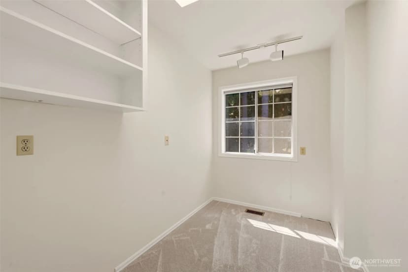 Property photo for 221 Sw 331st Place, Federal Way photo 16