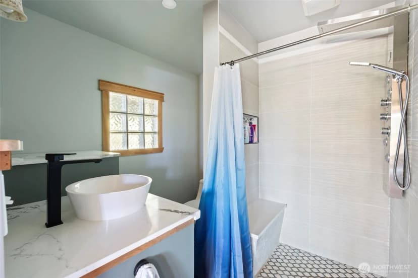 Property photo for 28243 Manzanita Beach Road Sw, Vashon photo 15