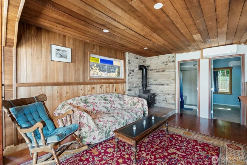 Property photo for 28243 Manzanita Beach Road Sw, Vashon photo 13