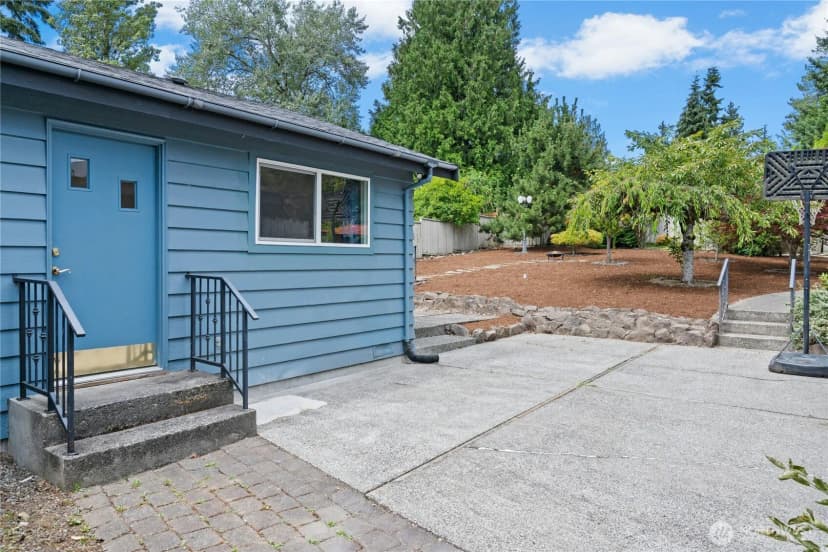 Property photo for 1572 Ne 170th Street, Shoreline photo 23