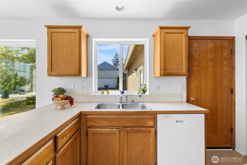 Property photo for 2209 24th Street, Anacortes photo 19