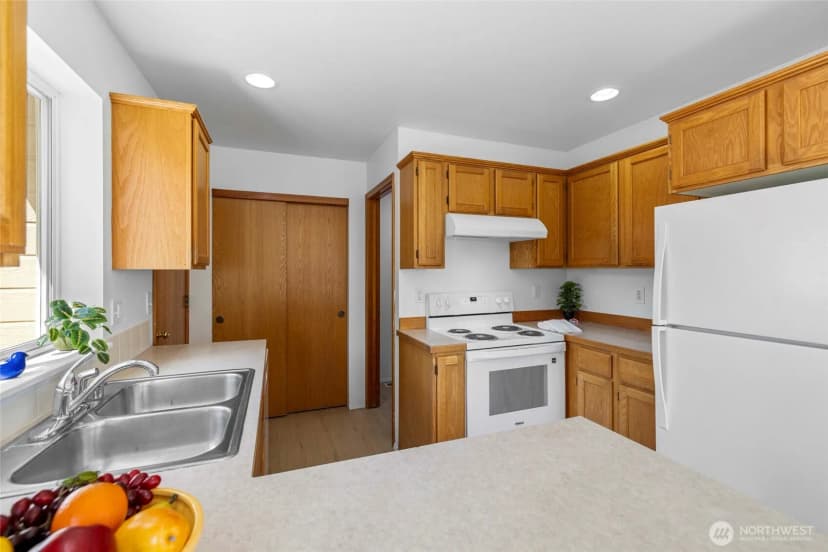 Property photo for 2209 24th Street, Anacortes photo 17
