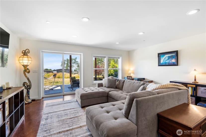 Property photo for 1325 Great Horned Owl Lane, Oak Harbor photo 34