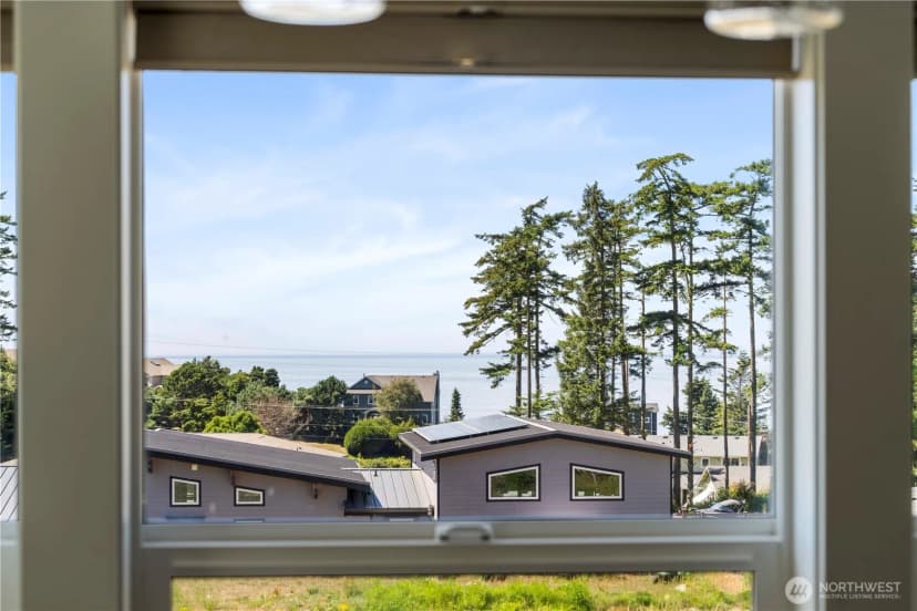 Property photo for 1325 Great Horned Owl Lane, Oak Harbor photo 35