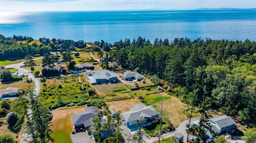 Property photo for 1325 Great Horned Owl Lane, Oak Harbor photo 36