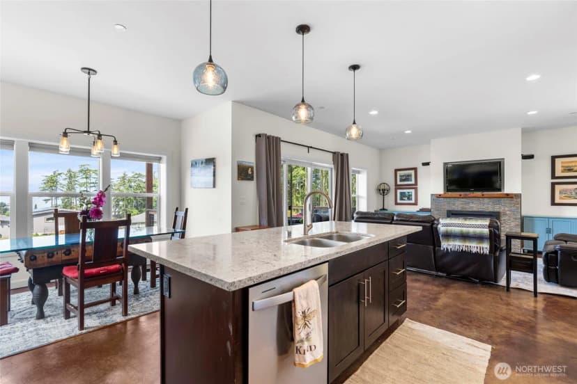 Property photo for 1325 Great Horned Owl Lane, Oak Harbor photo 6